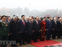[ẢNH] Lãnh đạo Đảng, Nhà nước vào Lăng viếng Chủ tịch Hồ Chí Minh