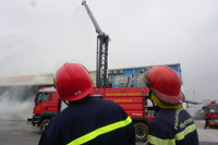 Nhiều lực lượng tham gia diễn tập phương án chữa cháy, cứu nạn