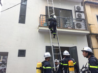 Cứu nạn người mắc kẹt trong đám cháy ngôi nhà tại 28B Điện Biên Phủ