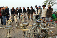 Trong vòng quay hoài niệm ở cái lạnh thấu xương bên hồ Tây