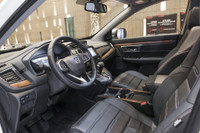 CR-V 7 chỗ 'quyết đấu' CX-5 mới: Cặp kỳ phùng địch thủ tại thị trường Việt Nam