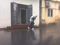 Cứu nạn người mắc kẹt trong đám cháy ngôi nhà tại 28B Điện Biên Phủ