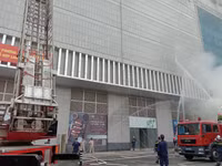 Hàng trăm nhân viên, cư dân tham gia diễn tập vụ cháy giả định