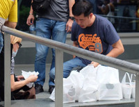 Người Việt 'săn lùng' iPhone X khắp nơi, gấp gáp xách tay về Việt Nam chốt lời