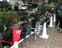 Người Việt 'săn lùng' iPhone X khắp nơi, gấp gáp xách tay về Việt Nam chốt lời