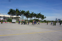 Cuộc thử sức giữa nắng nóng 40 độ C của những người lính cứu hỏa