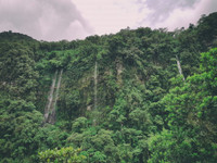 Thử thách băng qua 'cung đường tử thần' của Đăng Khoa