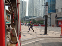 Hàng trăm nhân viên, cư dân tham gia diễn tập vụ cháy giả định