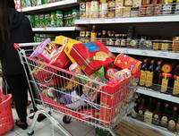 Phố phường Hà Nội ngập tràn không khí Tết