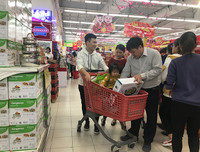 Phố phường Hà Nội ngập tràn không khí Tết