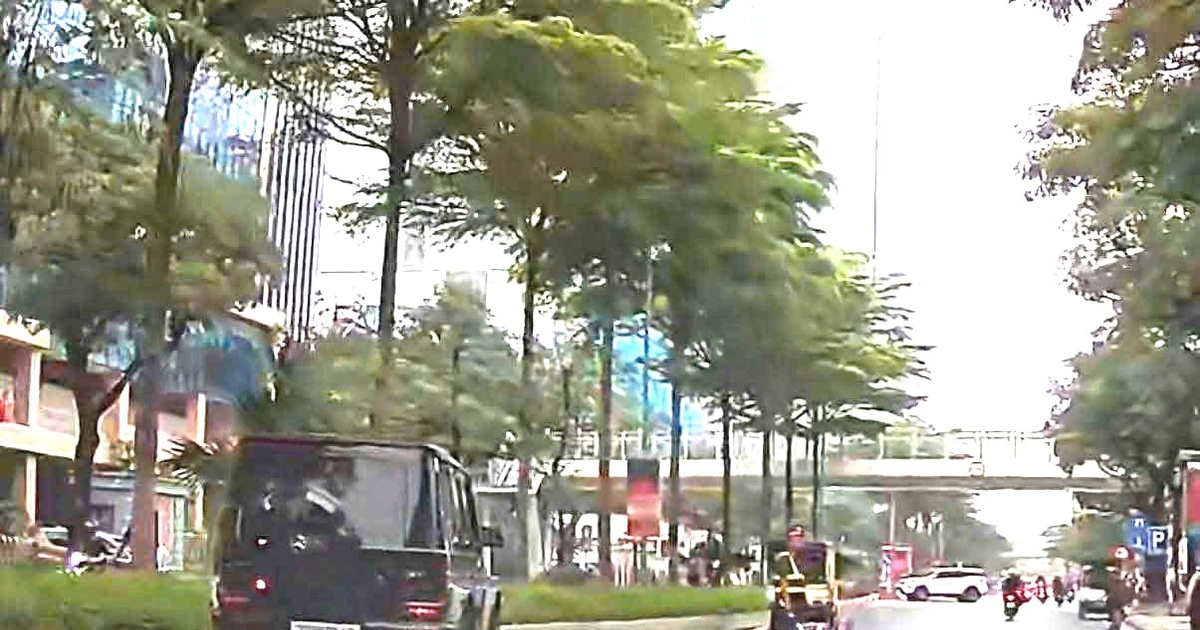 Ô tô Mercedes G63 gây tai nạn chết người hơn 90 tuổi tại Hà Nội | Báo ...