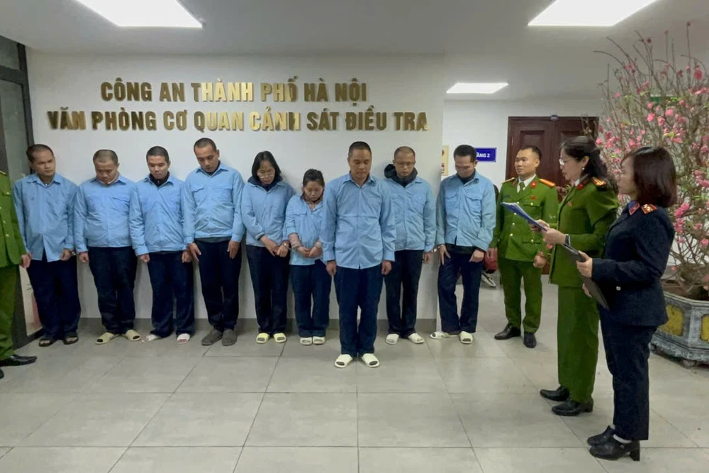 Hành trình khám phá ổ nhóm lừa đảo 318 tỷ đồng của ngân hàng