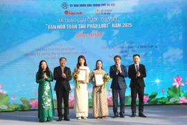 Cán bộ Phòng Cảnh sát PCCC&CNCH đoạt giải cuộc thi viết "Văn hóa tuân thủ pháp luật"