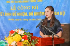 Ca sĩ Khánh Linh là Trưởng đoàn ca nhạc nhẹ - Nhà hát Ca múa nhạc Thăng Long