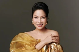 Diva Mỹ Linh cùng dàn sao góp mặt trong chương trình nghệ thuật "Hà Nội bình yên" 