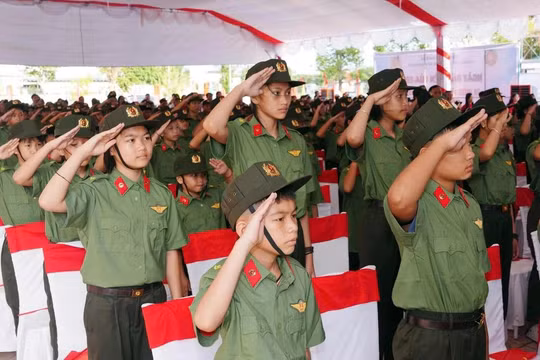 Học sinh trường Văn hóa Công an nhân dân VI trong lễ khai giảng. (Ảnh: Xuân Duy)