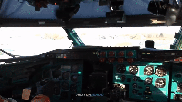 'Gấu bay' Tu-95MS Nga bị loạt chiến đấu cơ mạnh nhất của Mỹ - Nhật cùng áp sát