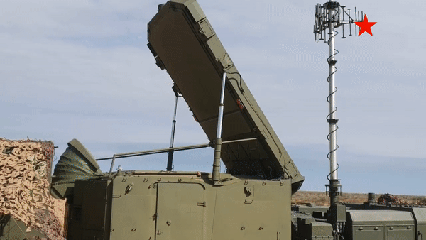 Ấn Độ nhận trung đoàn 'Rồng lửa' S-400 thứ 3 từ Nga trước sự ngỡ ngàng phương Tây