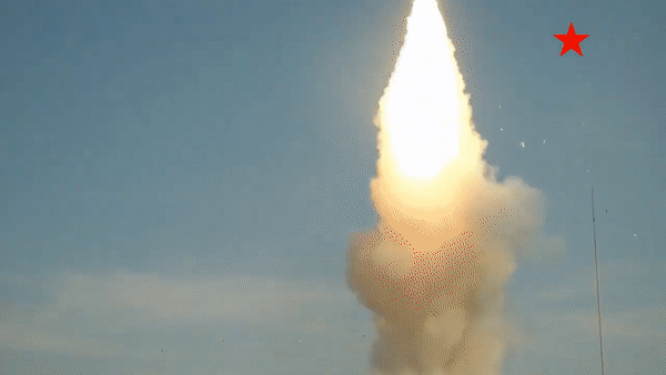 Ấn Độ nhận trung đoàn 'Rồng lửa' S-400 thứ 3 từ Nga trước sự ngỡ ngàng phương Tây