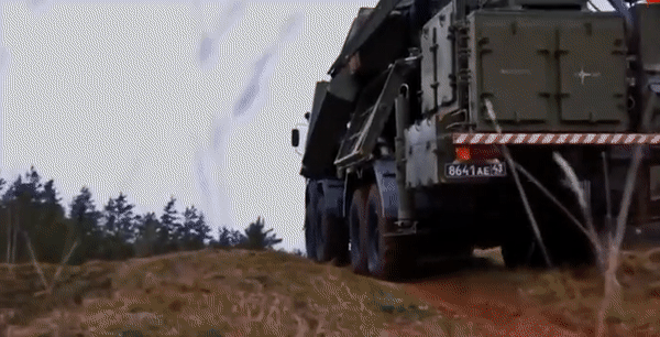 Ấn Độ nhận trung đoàn 'Rồng lửa' S-400 thứ 3 từ Nga trước sự ngỡ ngàng phương Tây