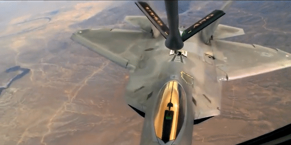 ‘Quái điểu’ F-22 lập tức đến Trung Đông sau khi Iran tấn công Israel