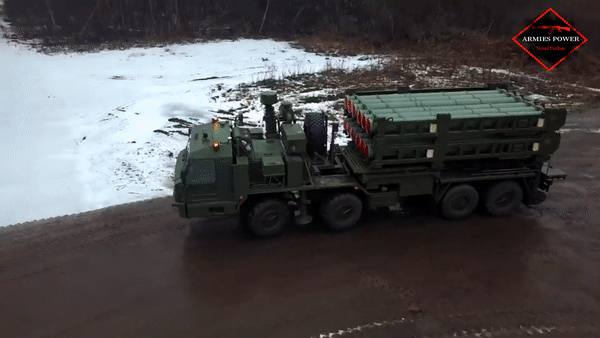 Lo pháo HIMARS Ukraine tập kích, Nga triển khai 'rồng lửa' S-350 Vityaz bảo vệ căn cứ không quân