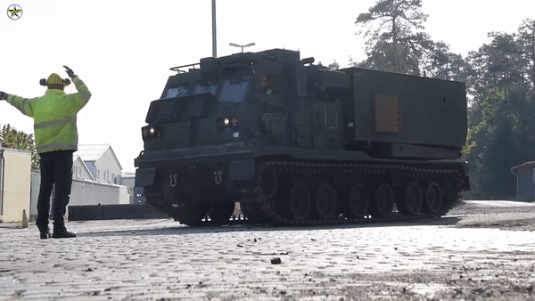 Tên lửa Iskander-M Nga lần đầu phá hủy pháo M270 dùng để phóng ATACMS
