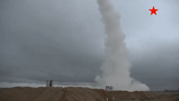 Ấn Độ nhận trung đoàn 'Rồng lửa' S-400 thứ 3 từ Nga trước sự ngỡ ngàng phương Tây
