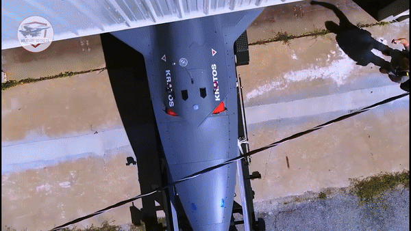 UAV tàng hình XQ-58 Valkyrie Mỹ thêm phương án cất cánh mới