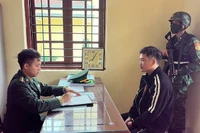 Bắt nhóm đối tượng vận chuyển trái phép tiền tệ