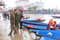 Cảnh báo nguy hiểm khi du xuân bằng thuyền, đò trên sông nước