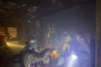 Kịp thời cứu 3 người mắc kẹt trong vụ cháy căn hộ chung cư cao tầng