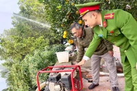 Kiểm tra công tác đảm bảo an toàn cháy, nổ tại Phủ Tây Hồ dịp Tết Nguyên đán Bính Ngọ