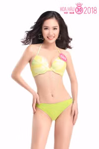 Trọn bộ ảnh bikini nóng bỏng của 30 ứng viên 
