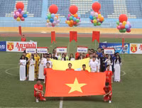 THPT Nguyễn Thị Minh Khai ăn mừng chức vô địch lần thứ ba