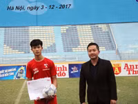 THPT Nguyễn Thị Minh Khai ăn mừng chức vô địch lần thứ ba