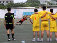 THPT Lê Văn Thiêm vào bán kết sau cuộc rượt đuổi tỉ số nghẹt thở