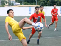 THPT Lê Văn Thiêm vào bán kết sau cuộc rượt đuổi tỉ số nghẹt thở