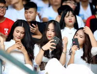 [ẢNH] Nữ sinh Hà Nội 
