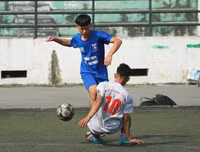 [ẢNH] THPT Tân Lập vào tứ kết sau trận đấu nghẹt thở trước THPT Hà Thành