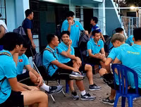 [ẢNH] Trải nghiệm tắc đường, thầy trò Park Hang-seo vẫn hứng khởi tập buổi đầu tại Indonesia