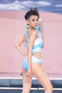 Top 45 người đẹp 