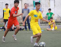 [ẢNH] 6 thắng 7 trên chấm luân lưu, cầu thủ trường Lý Thánh Tông khóc nức nở