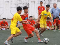 [ẢNH] 6 thắng 7 trên chấm luân lưu, cầu thủ trường Lý Thánh Tông khóc nức nở