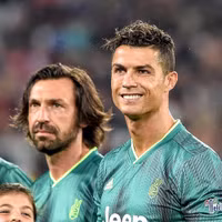 [ẢNH] Ronaldo và Pirlo, từ đối thủ trở thành thầy trò