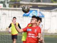 [ẢNH] Thắng kịch tính bằng luân lưu, THPT Lê Văn Thiêm vào top 8