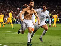 [ẢNH] Ronaldo khoe cơ bắp hoàn hảo sau khi lóe sáng đưa Real vào bán kết