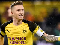 [ẢNH] Monchengladbach, CLB muốn mua Đoàn Văn Hậu từng sản sinh ra những ngôi sao nào?