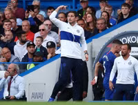 [ẢNH] Chelsea đánh rơi chiến thắng, Lampard như ngồi trên đống lửa