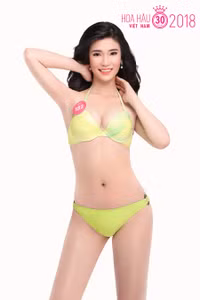 Trọn bộ ảnh bikini nóng bỏng của 30 ứng viên 